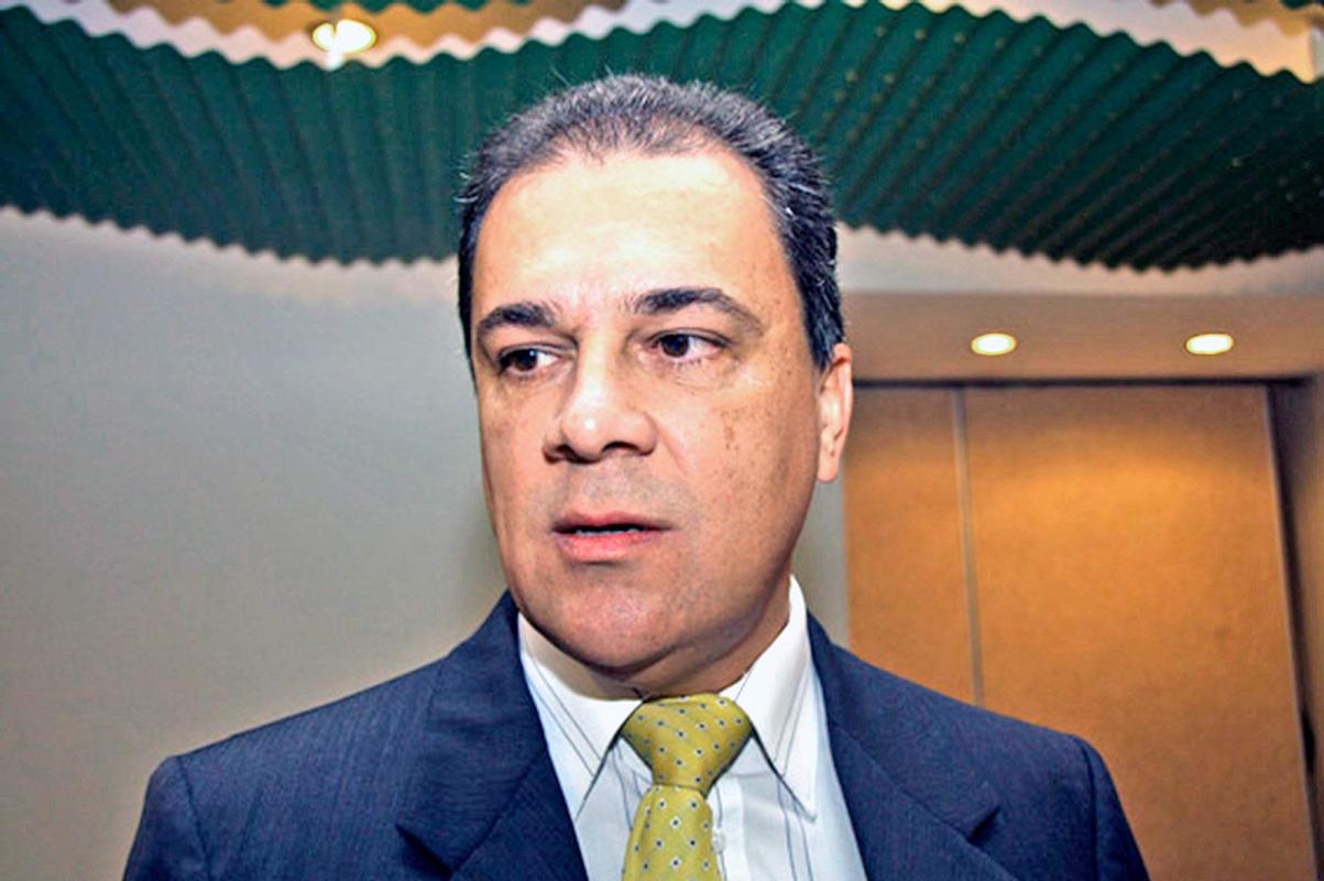 <b>...</b> suma seis meses de suspensión, acusa al gerente <b>Mario Barrenechea</b> - 270122_luisguillermoquesada