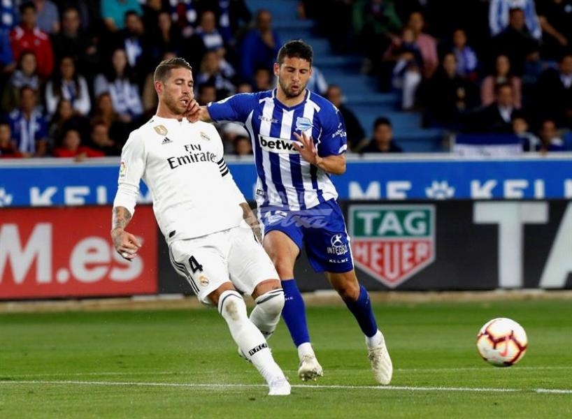 Мадрид алавес. Чемпионат Испании – Алавес. Alaves va real Madrid. Alaves vs real Madrid 1-4 021 HD. Madrid hoy.