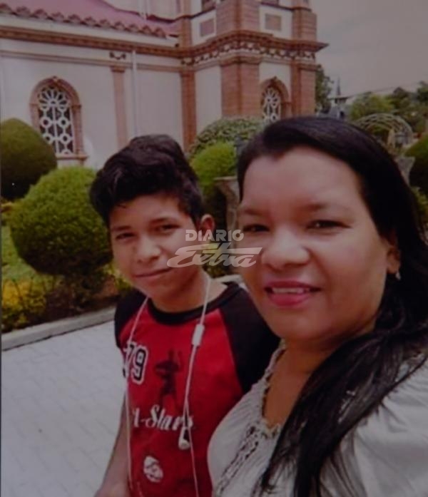 Diario Extra Madre Busca Hijo Desaparecido Desde Octubre 2492